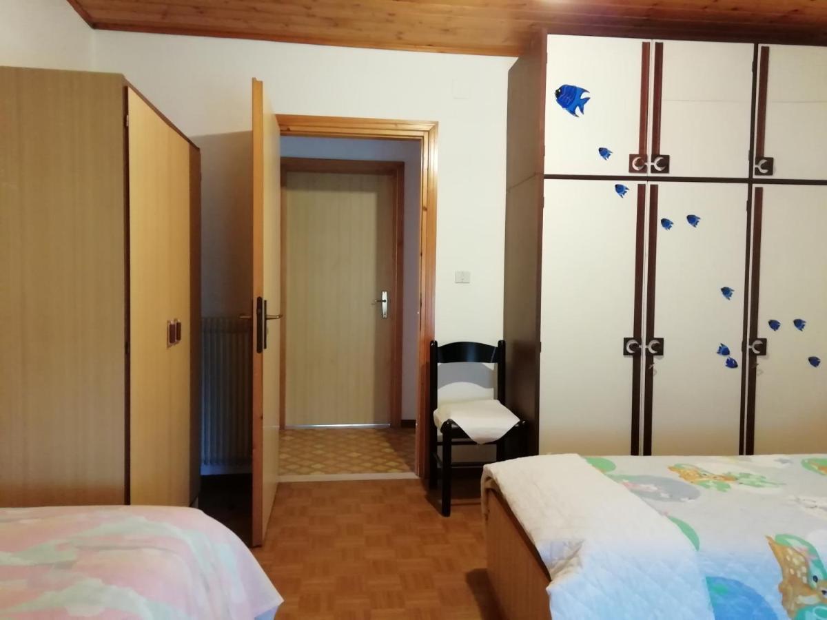 Appartamenti Casa Viviana 佩尔吉内瓦尔苏加纳 外观 照片