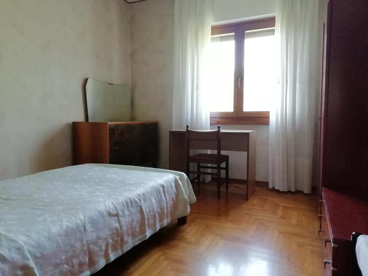 Appartamenti Casa Viviana 佩尔吉内瓦尔苏加纳 外观 照片