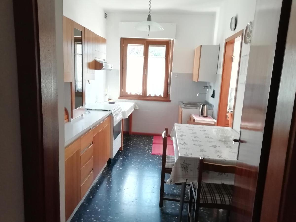 Appartamenti Casa Viviana 佩尔吉内瓦尔苏加纳 外观 照片